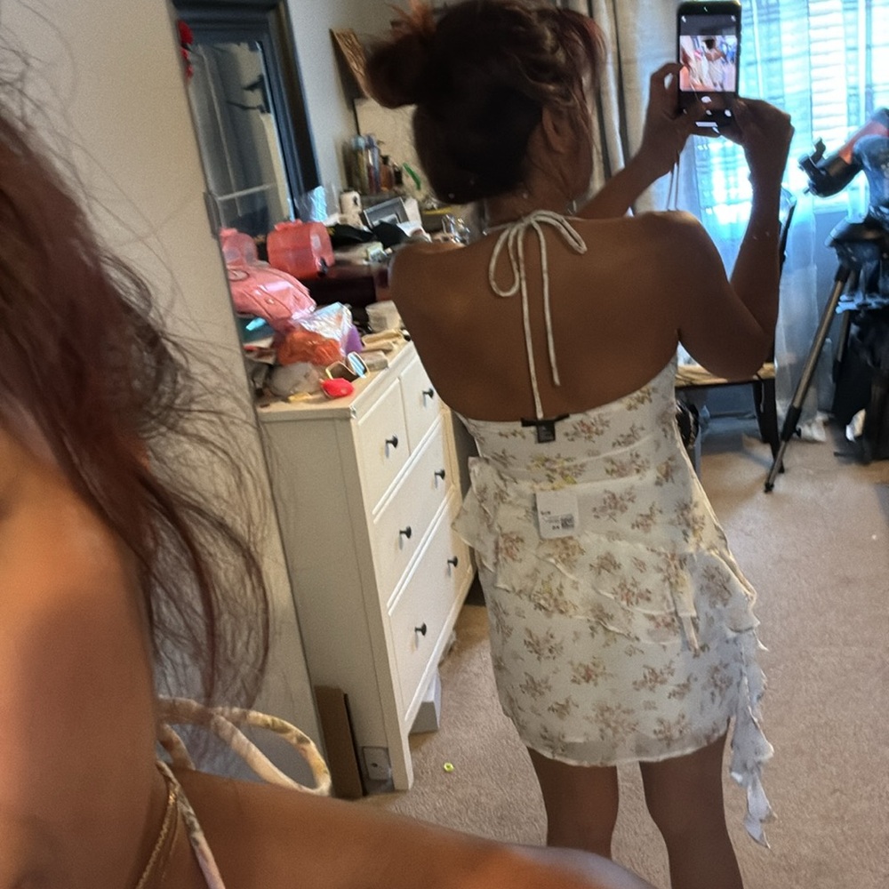 Forever 21 Floral Ruffle Tank Top - Picture 6 of 6